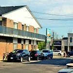 Tropicana Inn