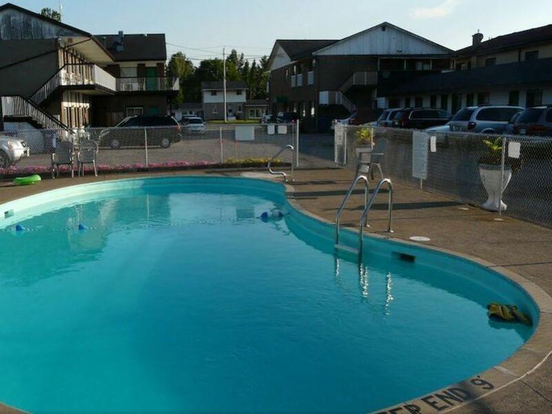 Tropicana Motel Niagara Falls