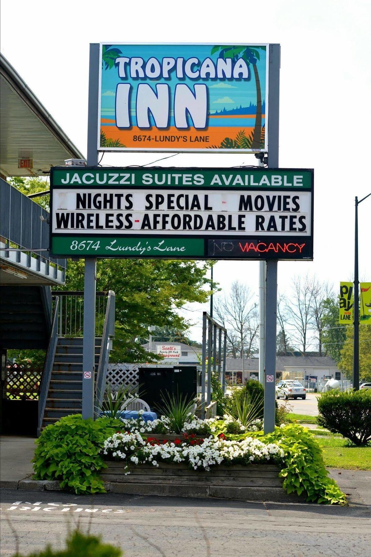 Tropicana Motel